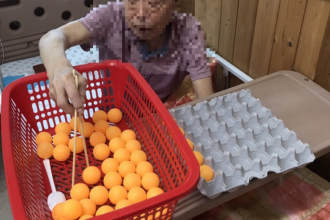 세종요양병원 6월 18일 소근육발달운동 (탁구공옮기기)